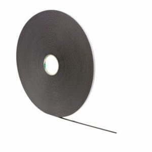 Băng keo xốp acrylic 3M™ FT5700 là một loại băng keo xốp linh hoạt, có độ bám dính cao, thu được từ quá trình xử lý đặc biệt và được phát triển để cố định các bộ phận bên ngoài của ô tô. Khi sử dụng sản phẩm này, có thể đạt được độ bám dính cao với lớp phủ cao cấp và màng phim đen.
