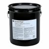 3M™ Scotch-Weld™ Epoxy Adhesive 2216 là keo epoxy hai phần linh hoạt, đóng rắn ở nhiệt độ phòng. Độ bền cắt và bóc tách cao trong khi vẫn có độ mềm dẻo nhất định, lý tưởng cho các ứng dụng thường xảy ra hiện tượng rung và giãn nở nhiệt và co lại. Chịu được nhiệt độ rất lạnh mà không trở nên giòn.