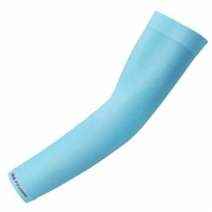 Ống tay làm mát 3M™ Cool Arm Sleeves được thiết kế để giúp bạn cảm thấy mát hơn nhanh chóng ngay khi mang vào. Ống tay Cool Arm Sleeves làm mát độc nhất này có khả năng bảo vệ chống UV cao, thấm hút tốt, với tính năng khô nhanh và cản gió, phù hợp cho các hoạt động làm việc ngoài trời.